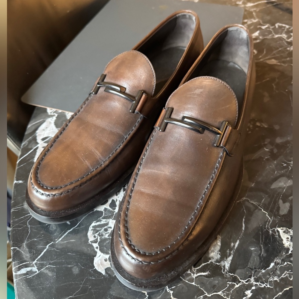 Tod's Classic Brown Leather Slip-On Loafers